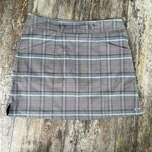 Oakley | Shorts | Oakley Skirt Womens 8 Black Plaid Palm Oakley | Shorts | Oakley Skirt Womens 8 Black Plaid Palm